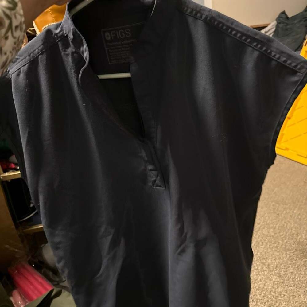 Figs Technical Collection Scrub navy blue Top Size XXS